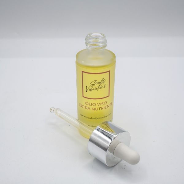 SITO GIOVANNA 22-32 olio viso extra nutriente aperto 600px SITO GIOVANNA 22-32 olio viso extra nutriente aperto 600px